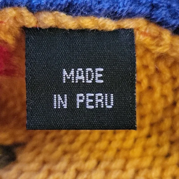 Sweater- Handmade in Peru Kid's- Alpaca Zip up Unisex hoodie with Pockets - Picture 5 of 7